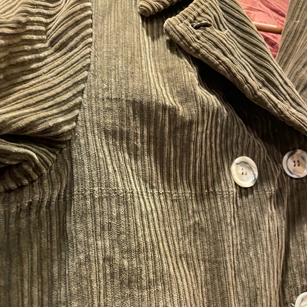 Vintage olive Corduroy coat - Picture 7 of 9